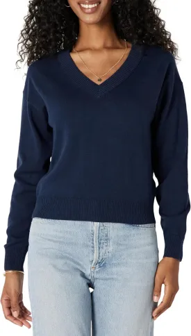 Amazon Essentials Women's Relaxed-Fit Lightweight V-Neck Cropped Sweater